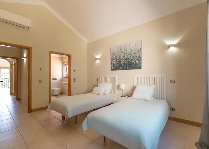 Limoeiro 펜션 라고스