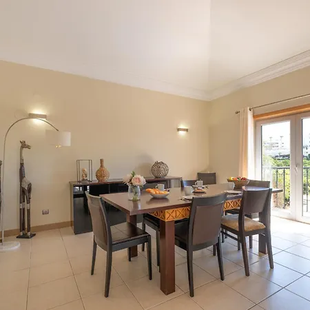 Semesterbostad Limoeiro